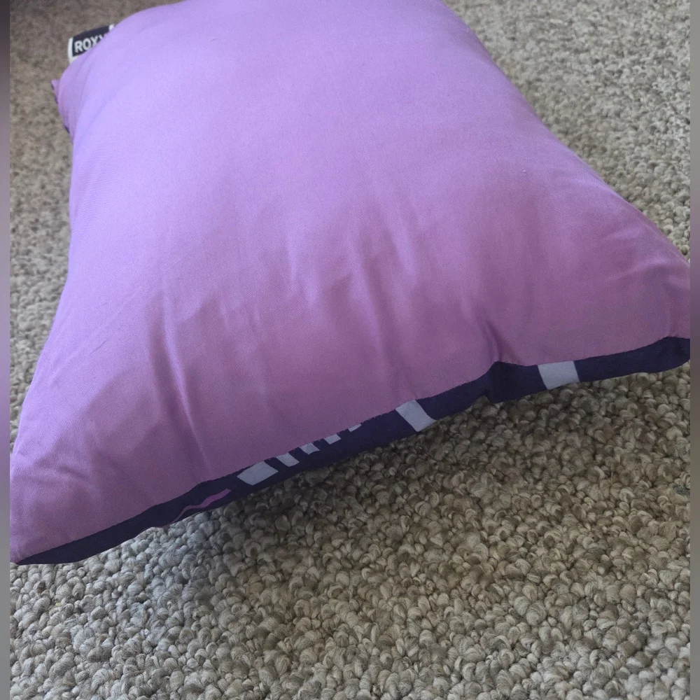 ROXY Throw‎ Pillow Blue/Purple 15x11